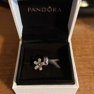 Pandora flower charm